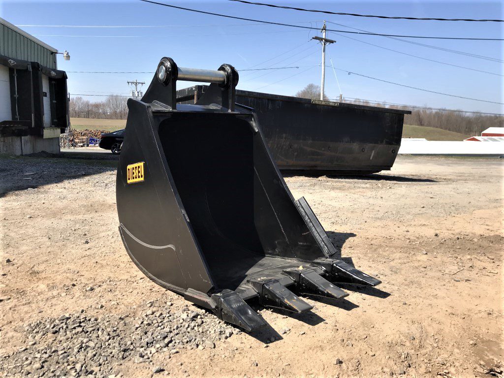 30'' HD Tooth Bucket for 170CL Excavator with 70mm pins - Image 8