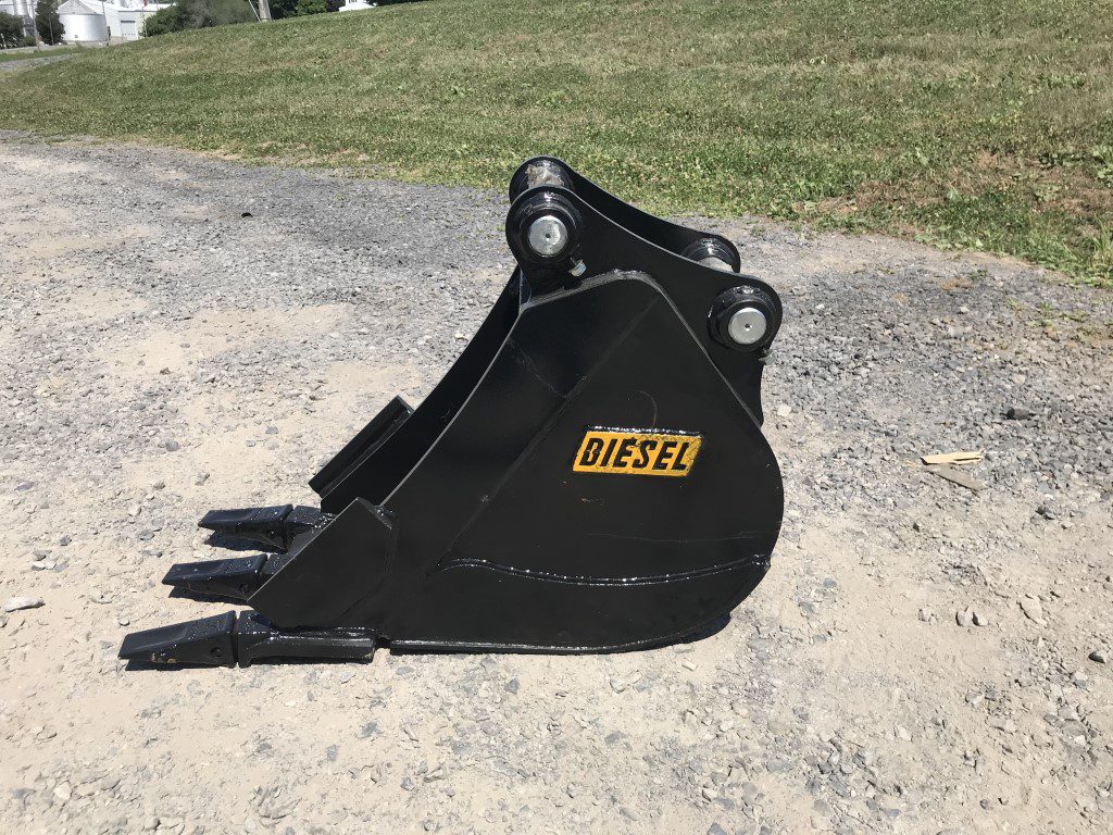 12" HD Tooth Bucket for 50CL Excavator with 45mm pins - Image 2