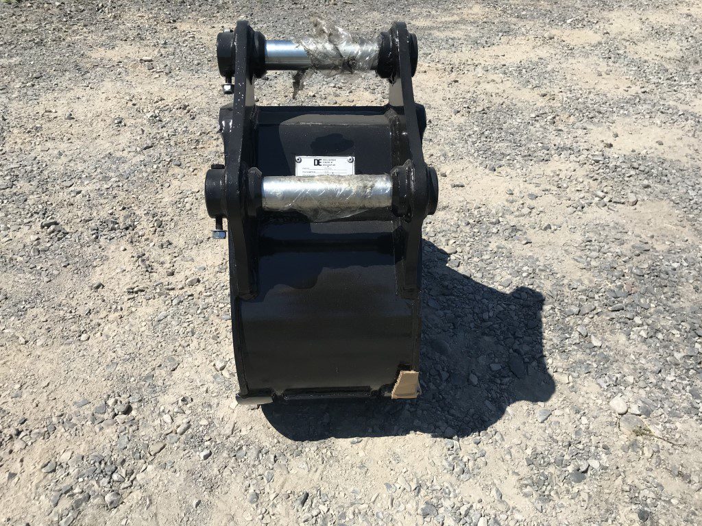 12" HD Tooth Bucket for 50CL Excavator with 45mm pins - Image 4