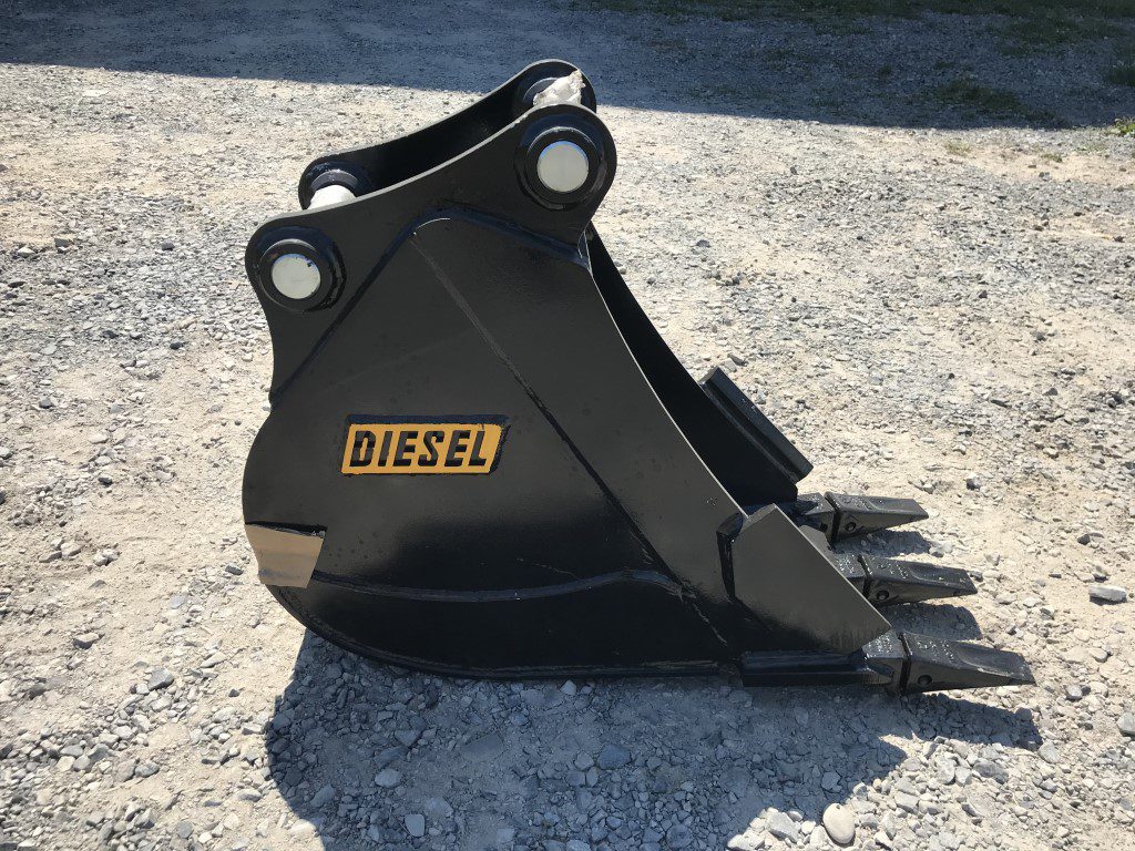 12" HD Tooth Bucket for 50CL Excavator with 45mm pins - Image 6