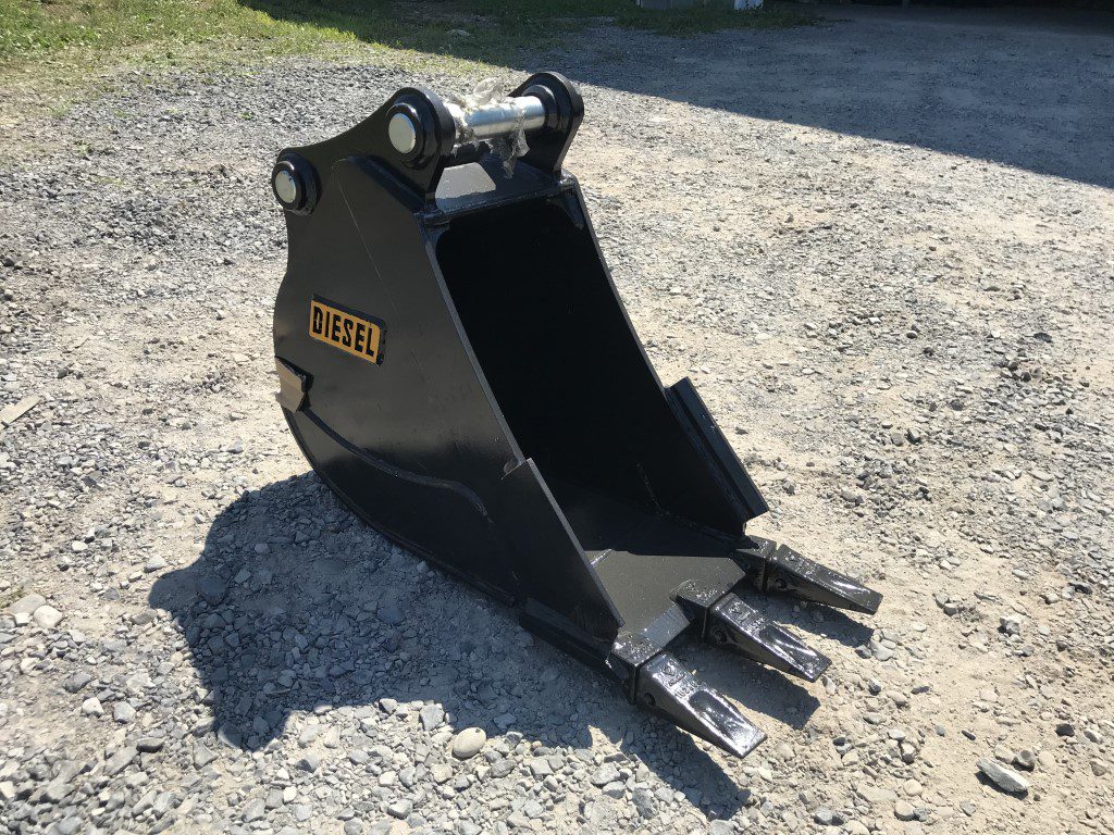 12" HD Tooth Bucket for 50CL Excavator with 45mm pins - Image 7