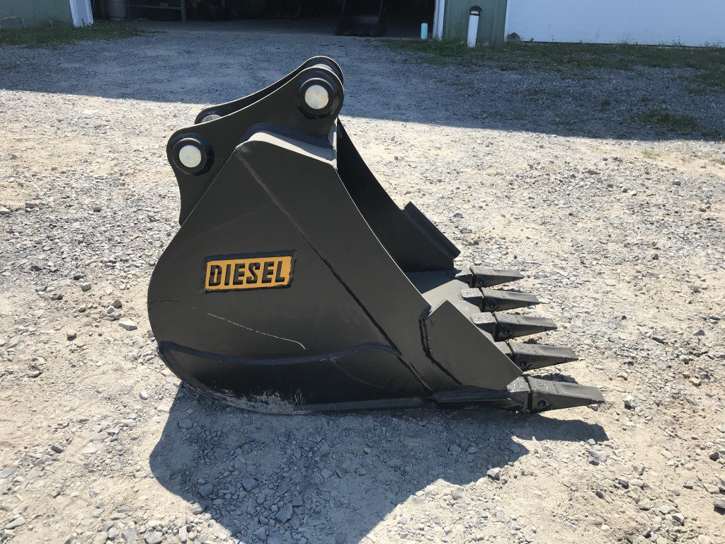 24" HD Tooth Bucket for 50CL Excavator with 45mm pins - Image 8