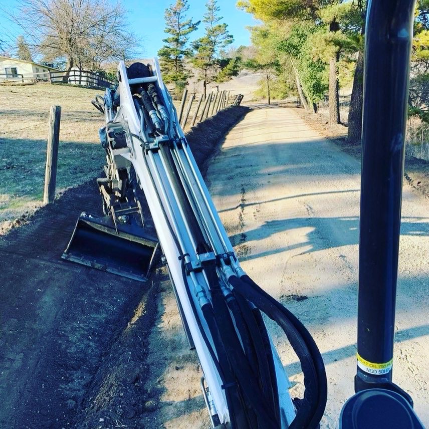 42" Tilt Ditch Bucket BOCE for Bobcat E35/MX3 - Image 9