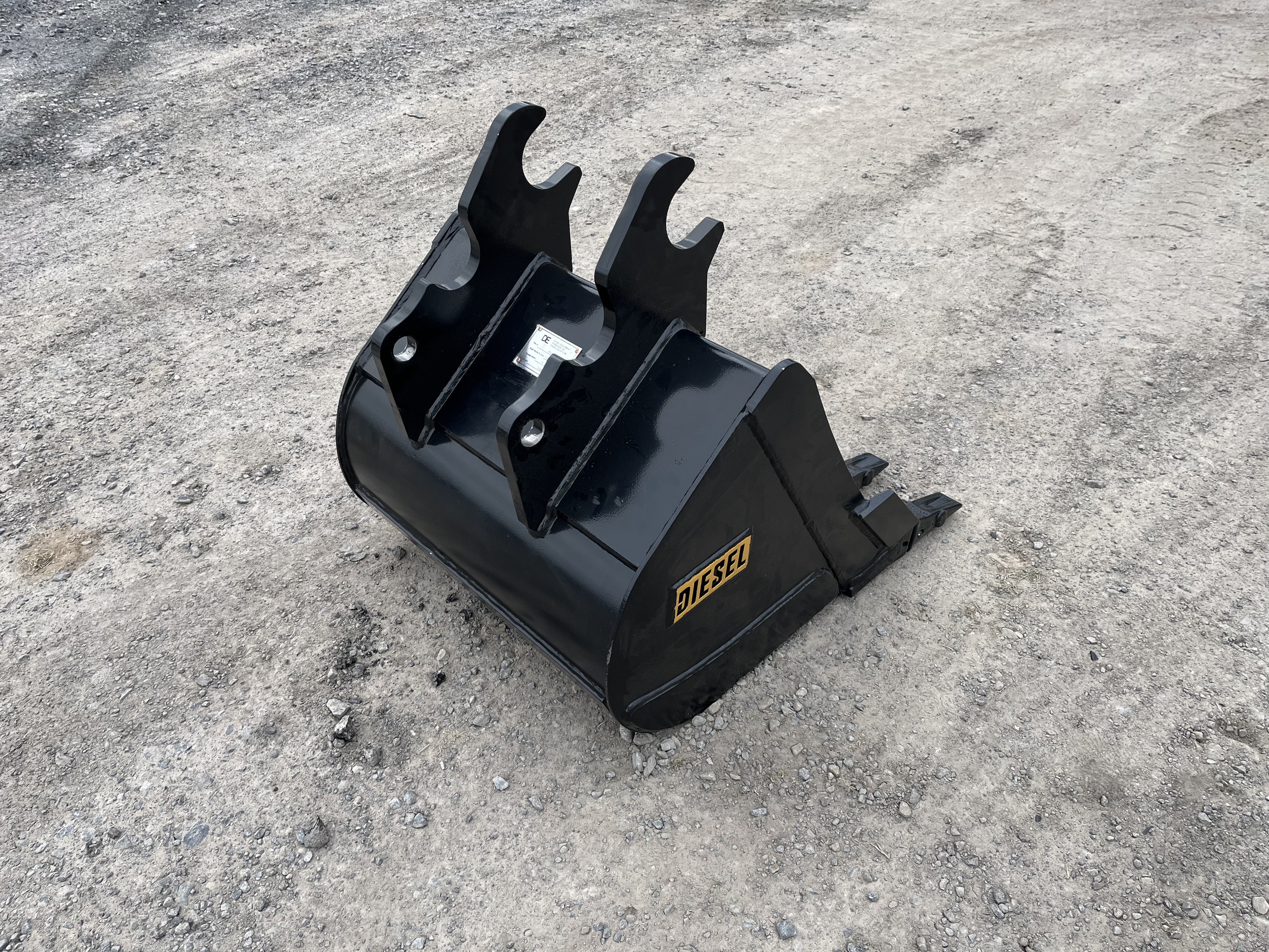 24" HD Tooth Bucket For Kubota K7875 Coupler - Image 4