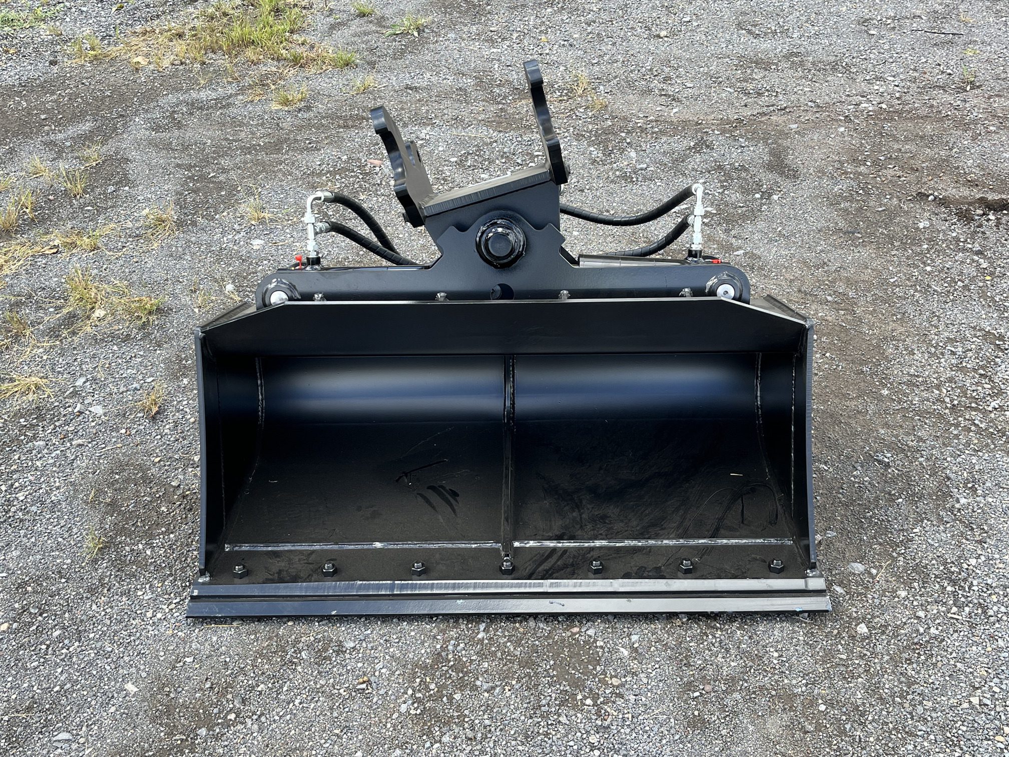 42" Tilt Ditch Bucket BOCE for Kubota K7875 Coupler - Image 8