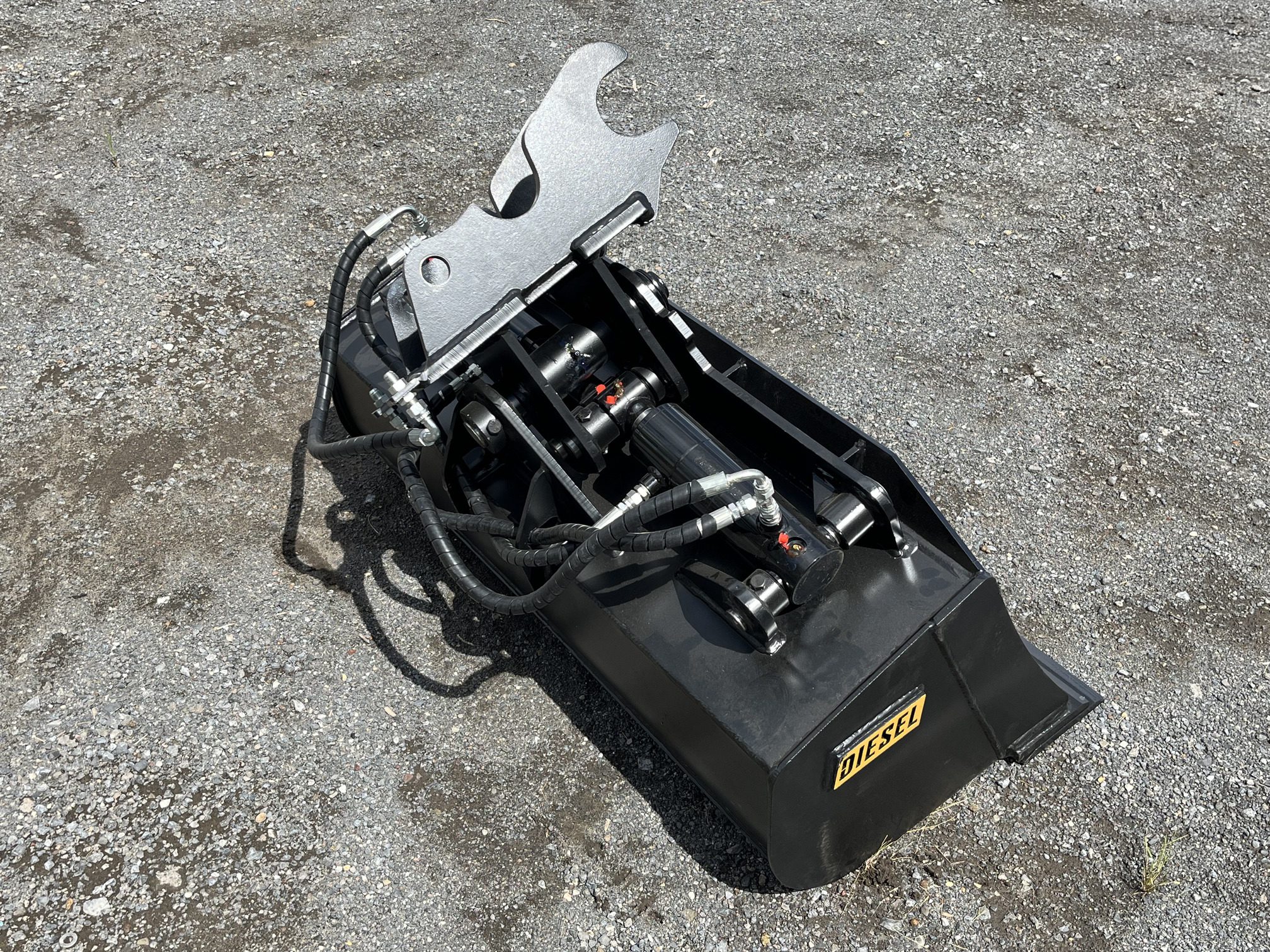 42" Tilt Ditch Bucket BOCE for Kubota K7875 Coupler - Image 9